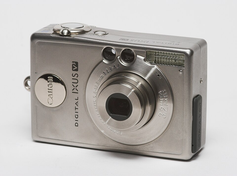 File:Canon Digital Ixus V3.jpg