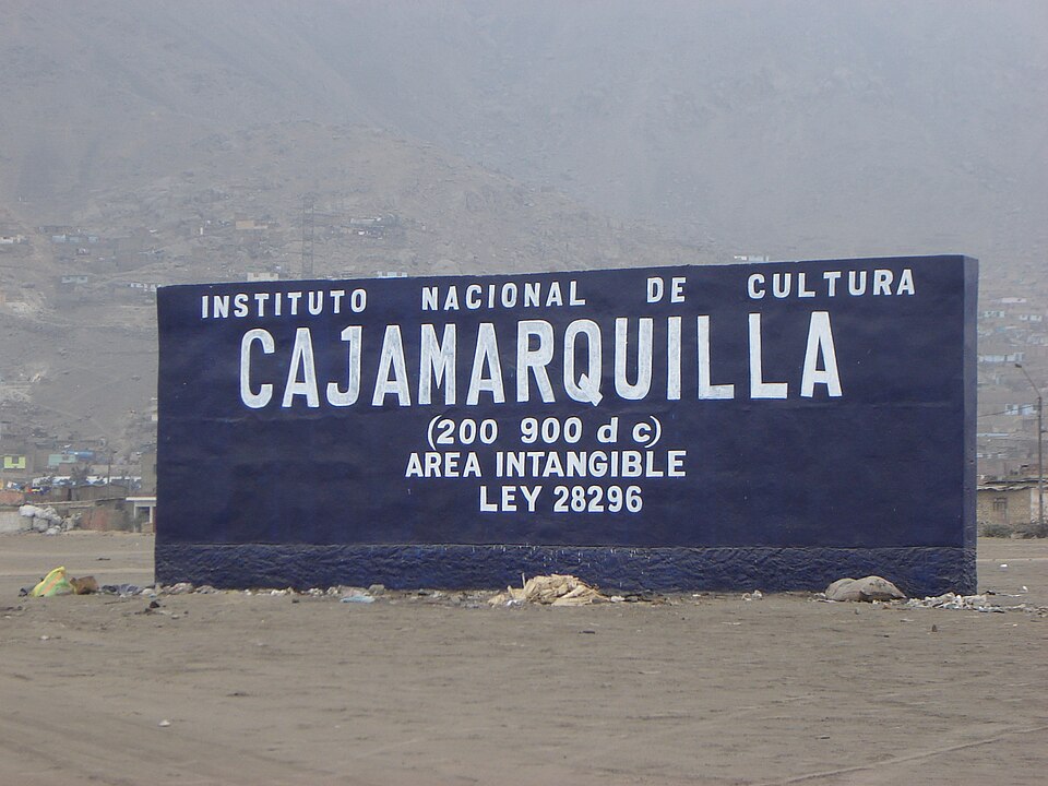 File:INC sing Cajamarquilla.JPG