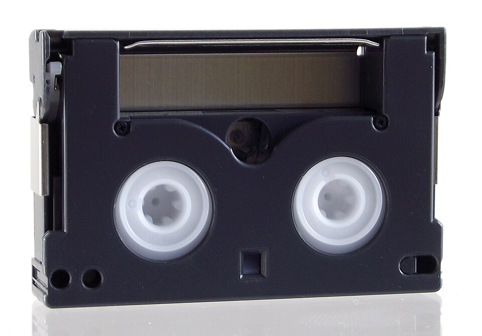 File:MicroMV-rear-1.jpg