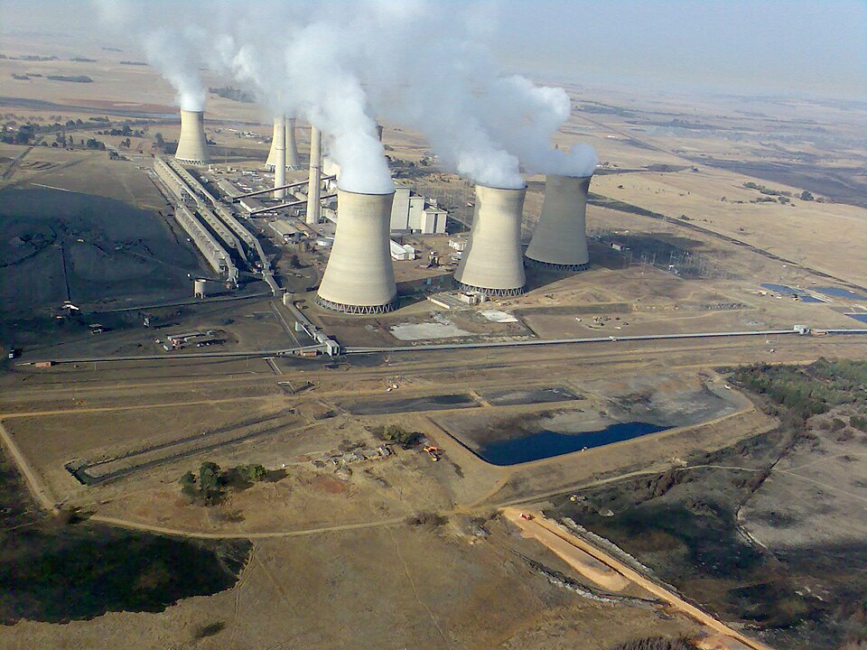 File:South Africa-Mpumalanga-Middelburg-Arnot Power Station01.jpg