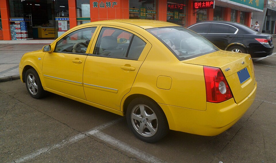 File:Chery A5 02 China 2012-07-14.JPG