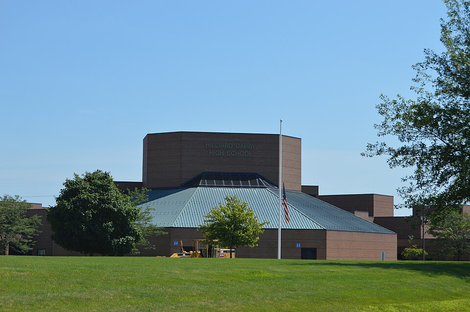 File:Hilliard Darby High School.JPG