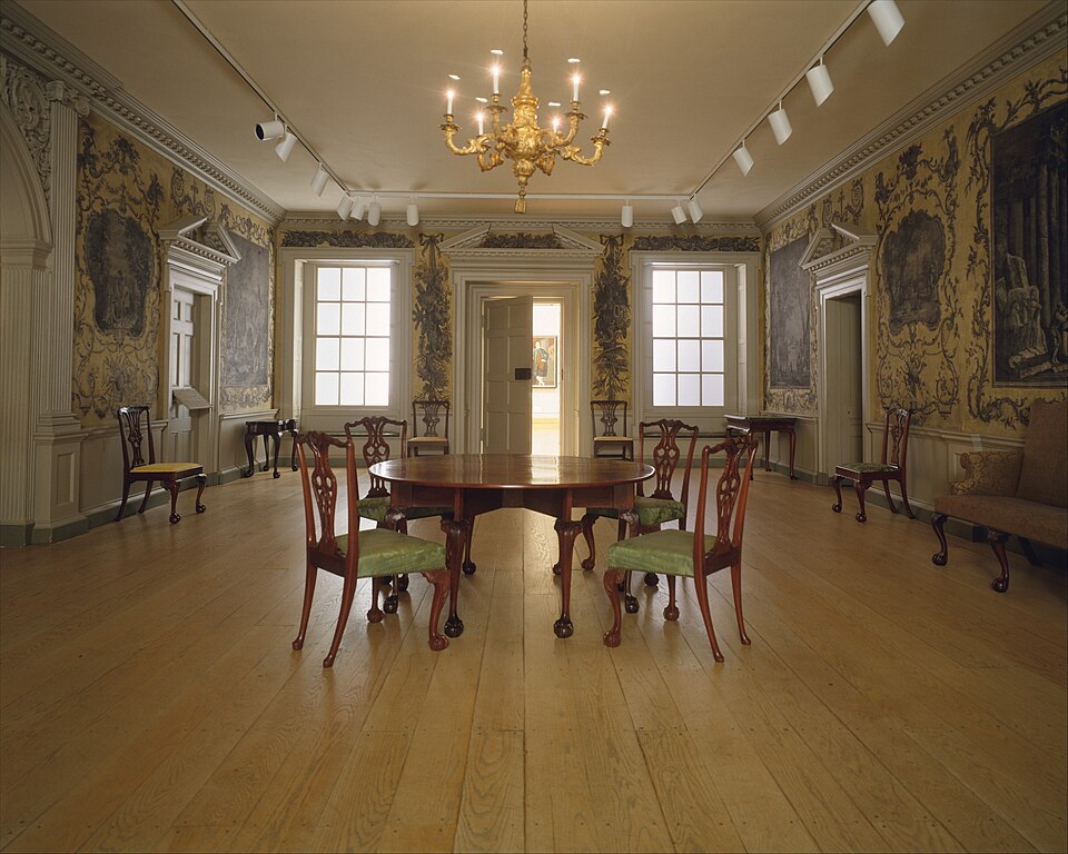 File:Side Chair MET DT2511.jpg