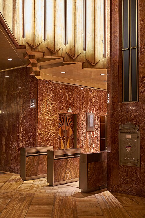 File:Chrysler Left Elevator 2019-10-03 20-19.jpg