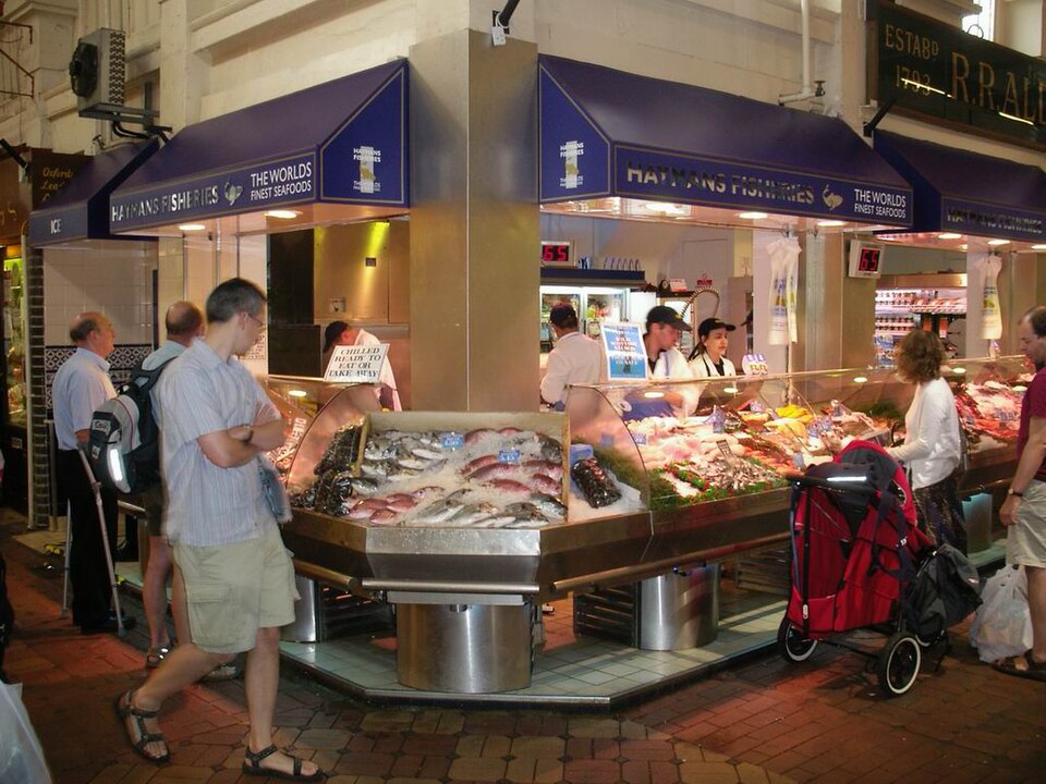 File:Covered Market Fish.JPG
