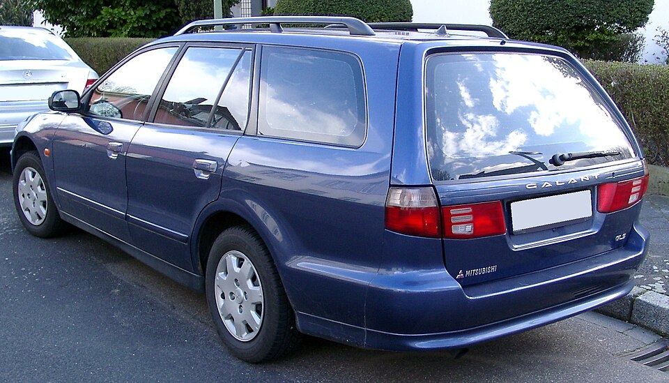 File:Mitsubishi Galant Kombi rear 20080318.jpg