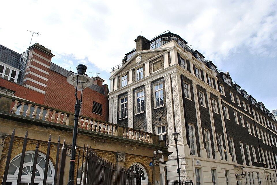 File:Robert Adam 20130414 154.jpg