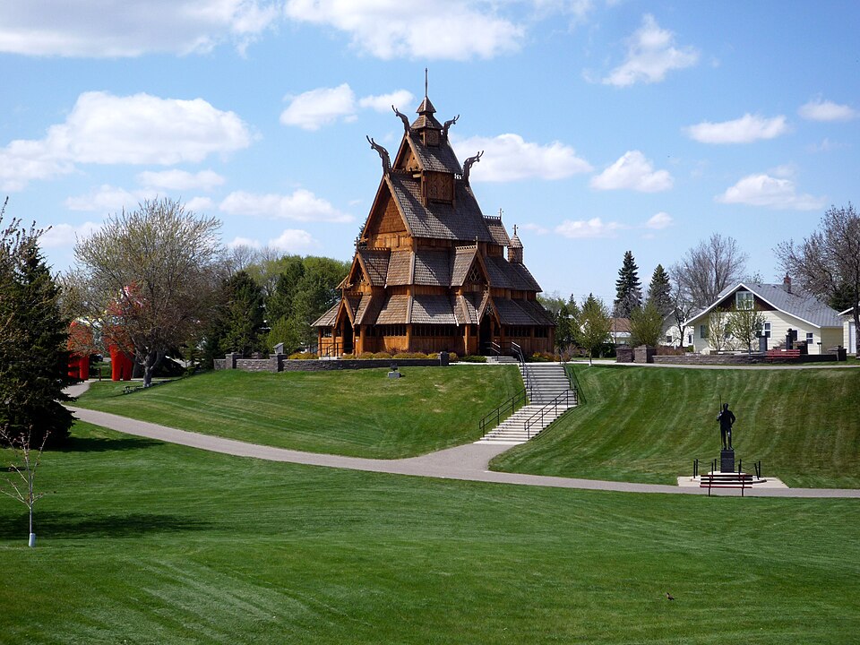 File:2009-0521-ND-Minot-ScanHerPark-StaveChurch.jpg