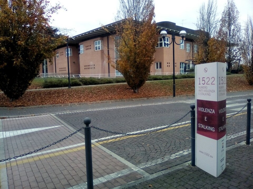 File:Mon 111637 1522.jpg