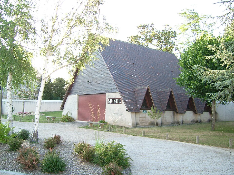 File:Musée Minerve.jpg