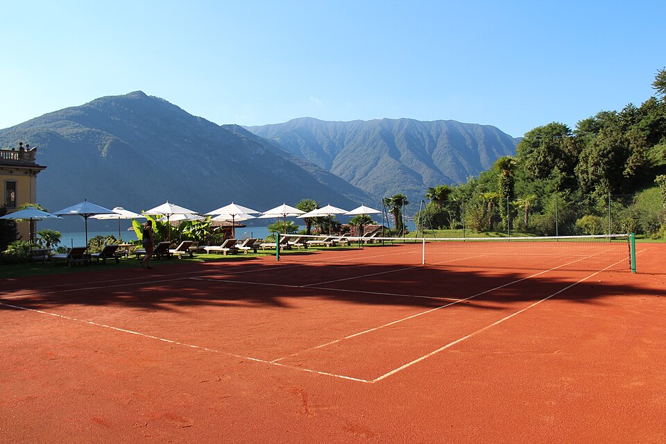 File:Grand Hotel Tremezzo Tennis Court.JPG