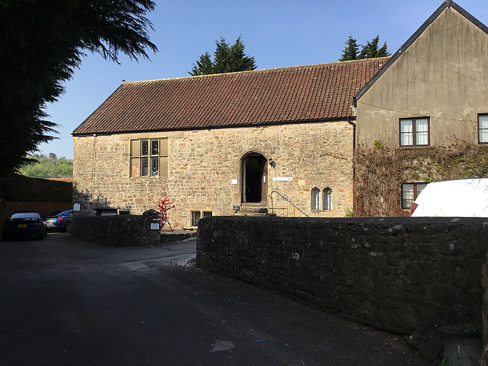 File:Manor Farm, Crick.jpg