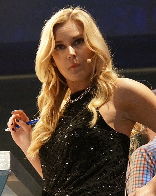 File:Renee Young April 2014.jpg