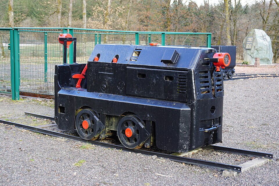 File:2015-03 - Puits de l'Étançon 04.JPG