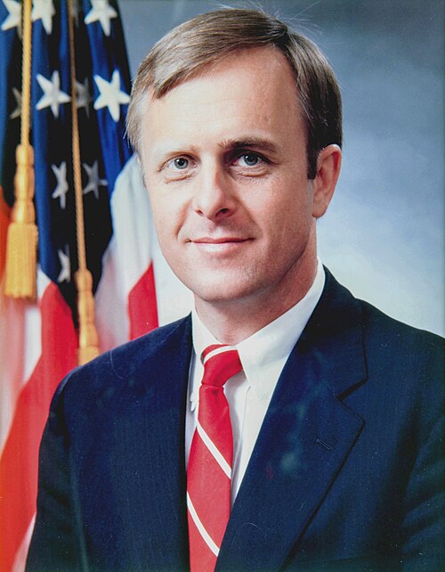 File:Donald B Ayer.jpg