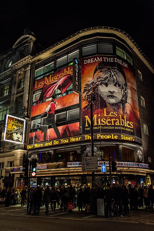 File:Queen's Theatre at Night.jpg