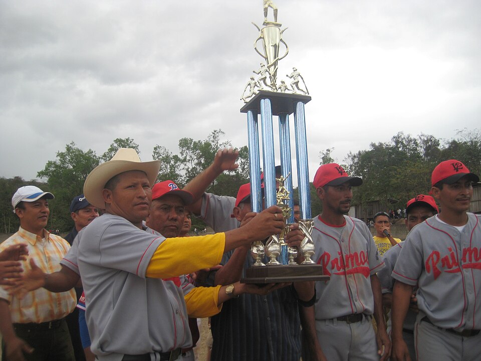 File:2011 Municipal Baseball Champions.jpg