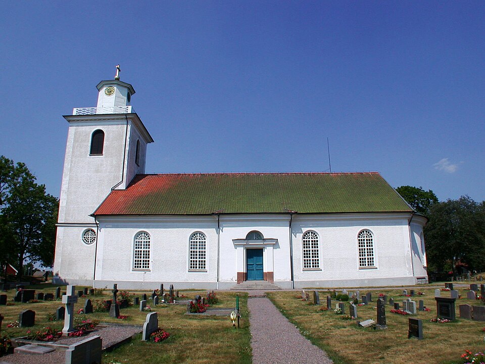 File:Bäckebo church Sweden 002.JPG
