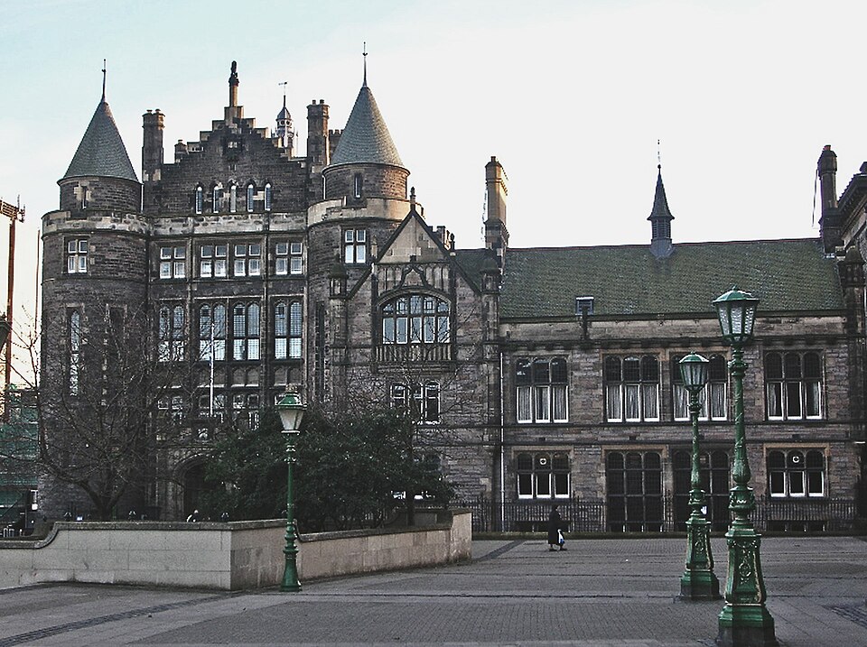 File:Teviot Row House (29821114716).jpg