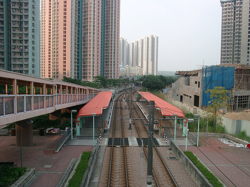 File:Transport HK LR TinYuet.jpg