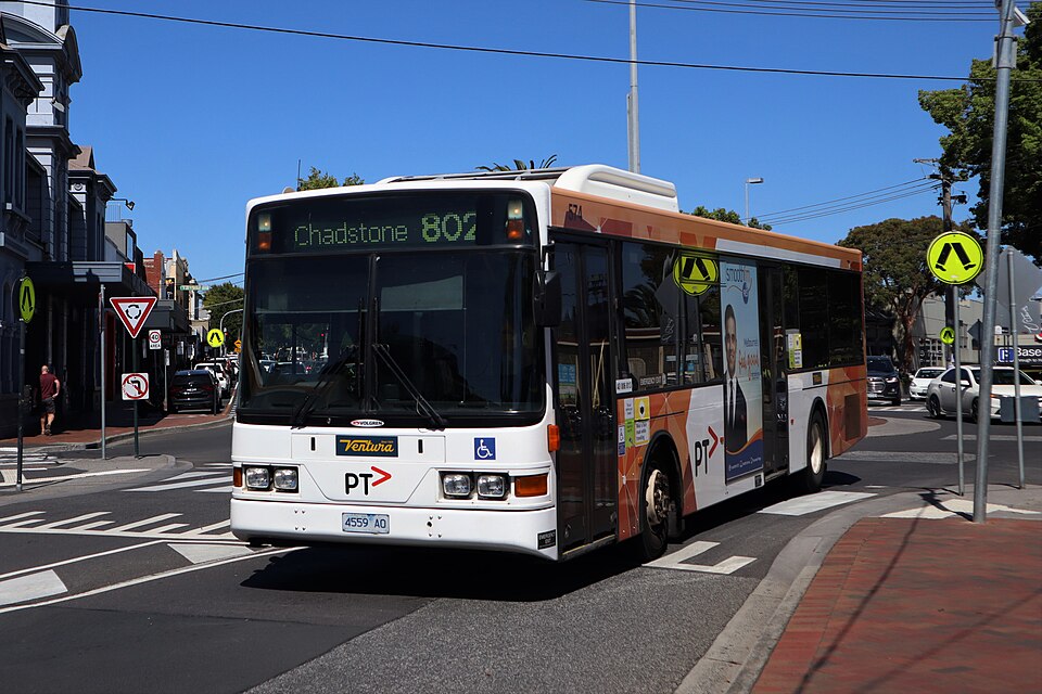 File:Ventura 574 Oakleigh.jpg