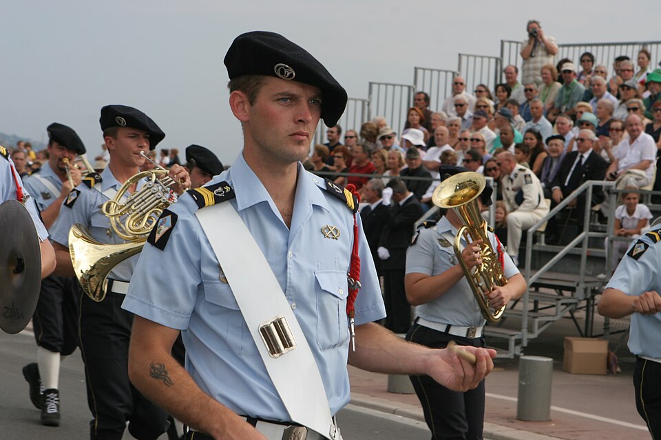 File:Fanfare 27BCA 03.JPG