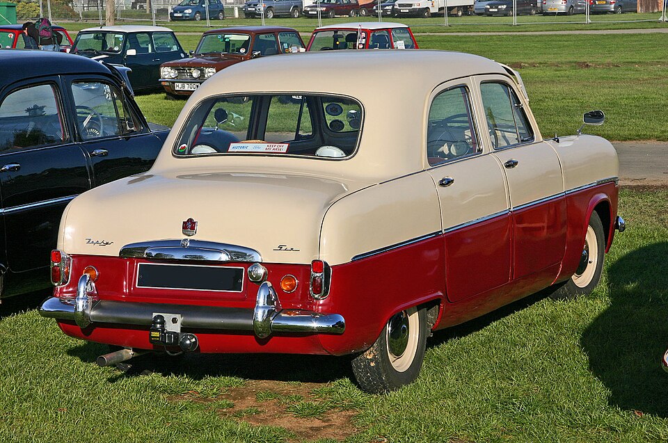 File:Ford Zephyr Six 1954 rearr.jpg