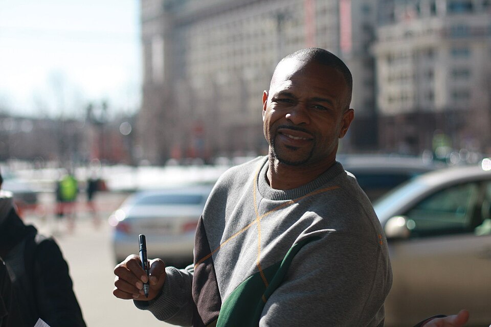 File:Rou Jones Jr..jpg