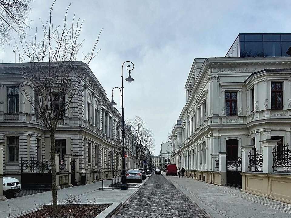 File:Ulica Moniuszki (2024) 2 (cropped).jpg