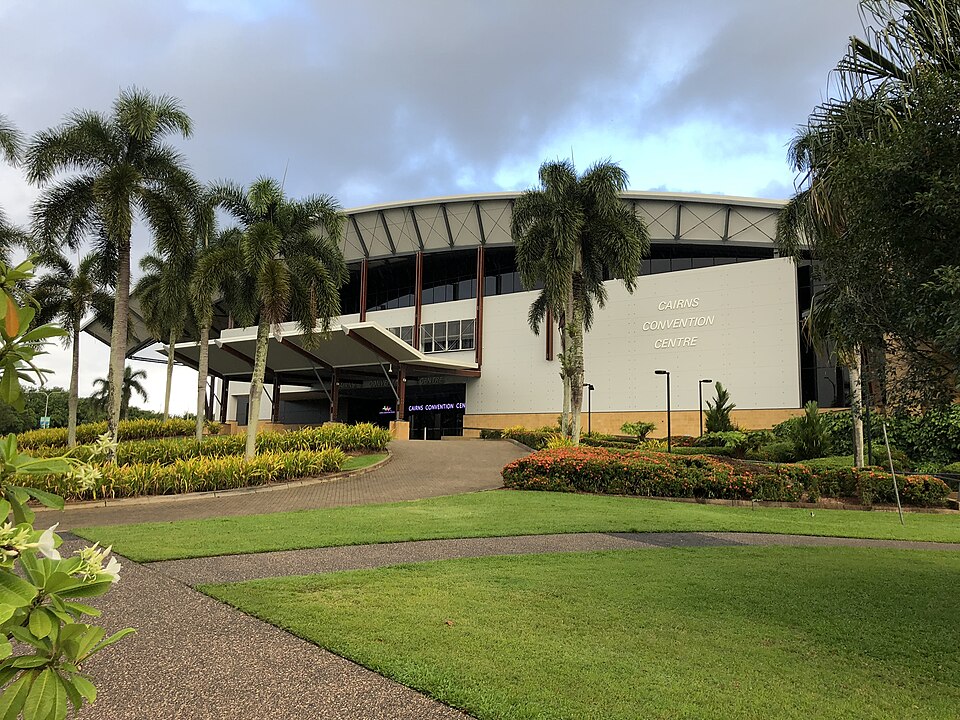 File:Cairns convention centre entrance.jpg