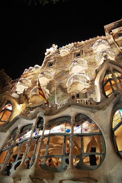 File:CasaBatllo 0174.JPG