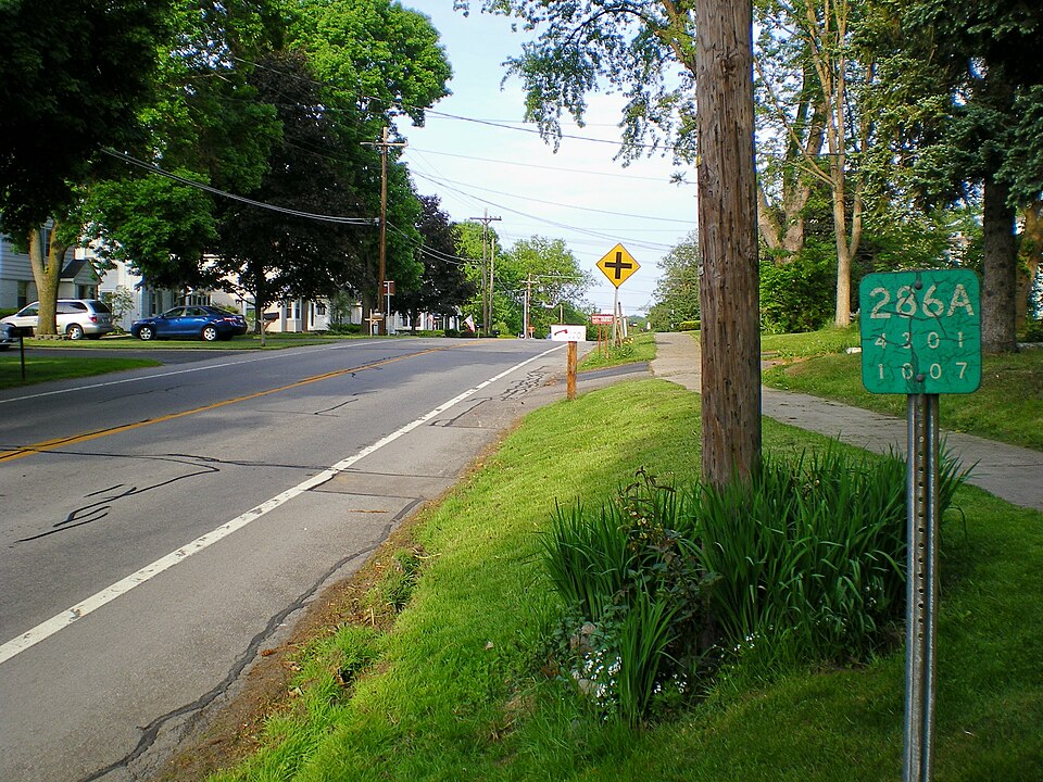 File:NY 286A reference marker.jpg