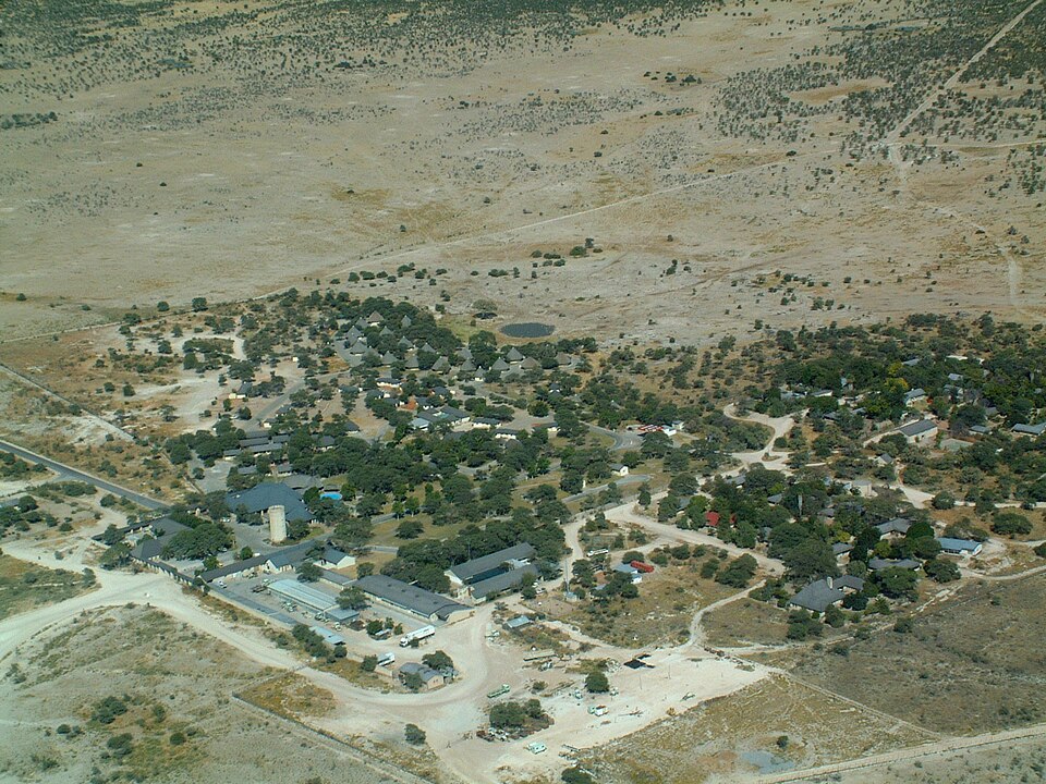 File:020526033Namibia.JPG