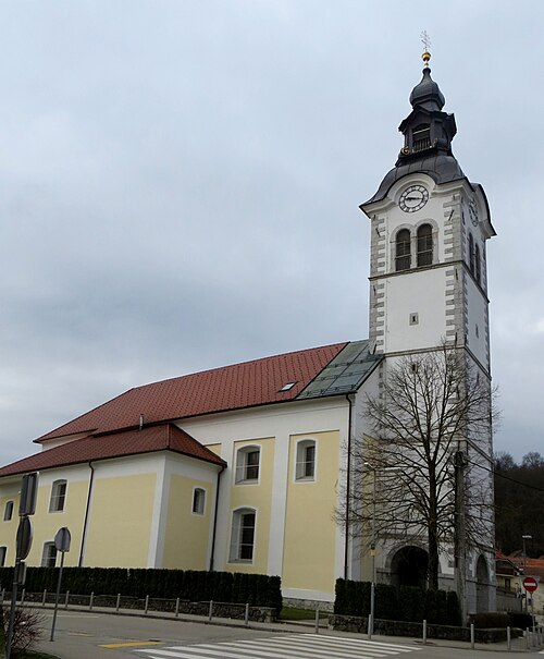 File:Ig Slovenia - church.JPG