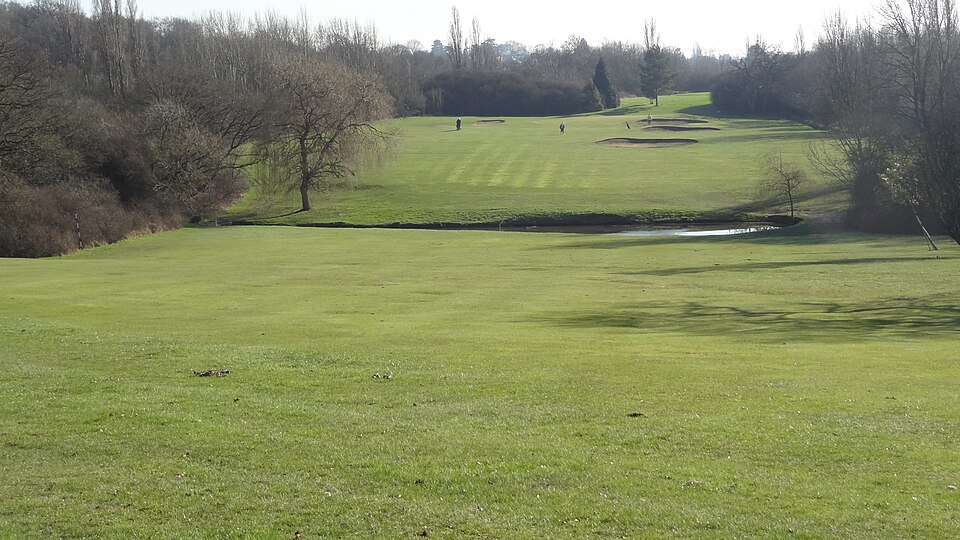 File:Mill Hill Golf Course 2.JPG