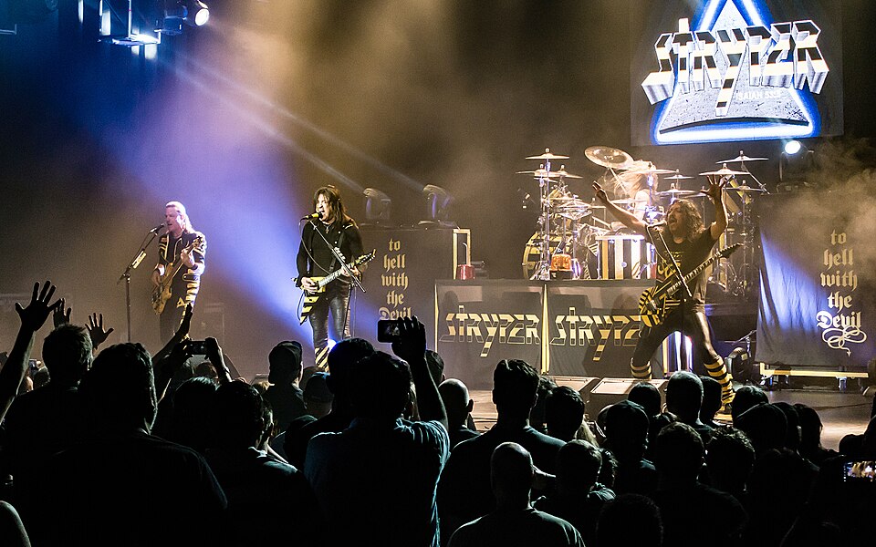 File:Stryper 10 16 2016 -10 (30014401483).jpg