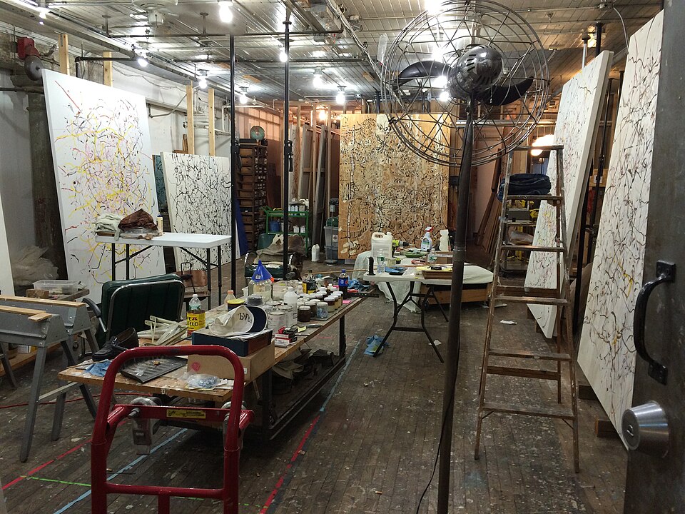 File:Studio Bond NYC 2015.jpg