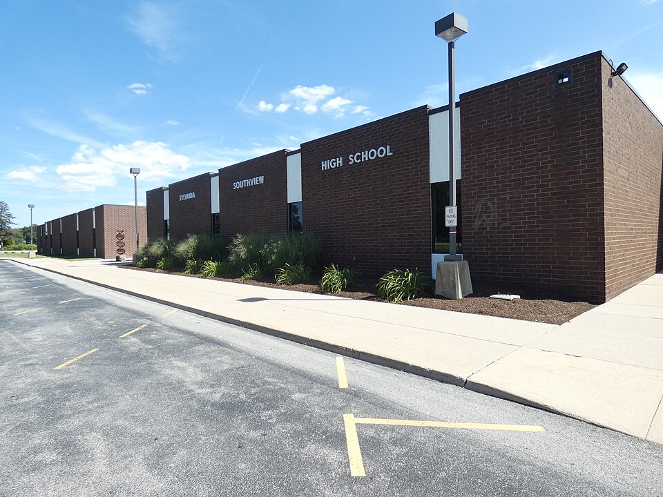 File:Sylvania Southview High School, August 2021.jpg