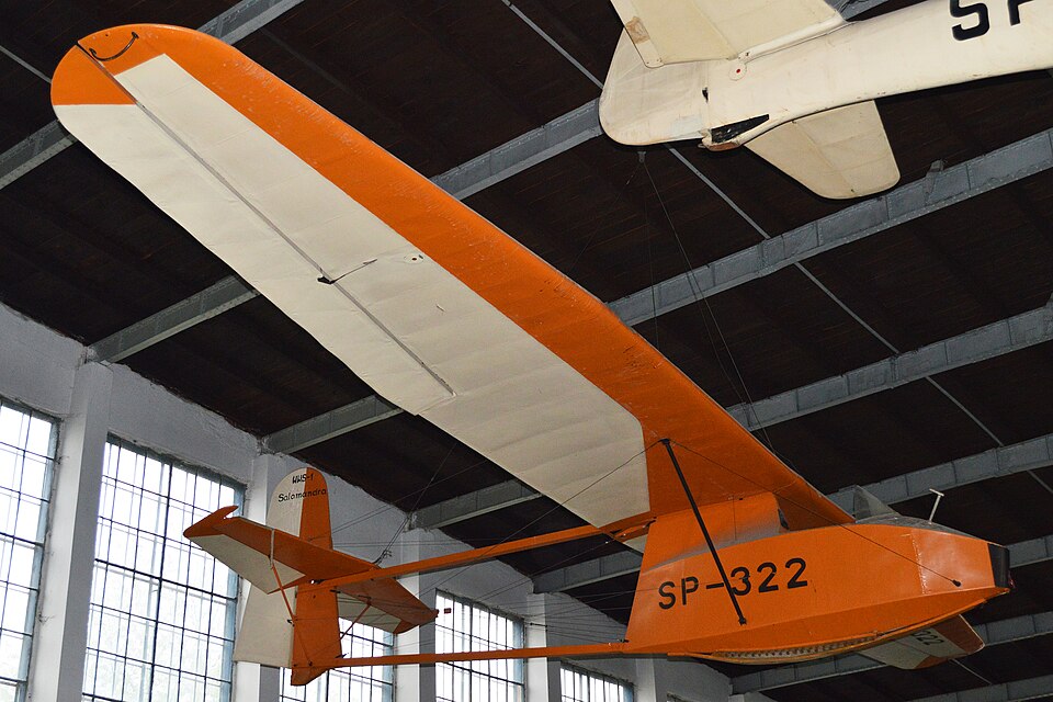 File:IS-A Salamandra 'SP-322' (15812048108).jpg