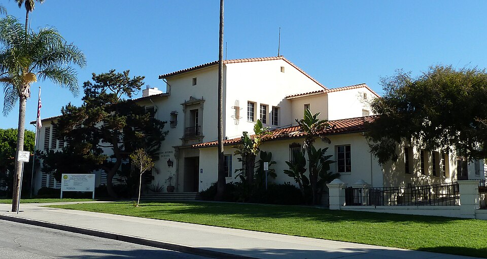 File:2010-1101-FernAveSchool (cropped).jpg