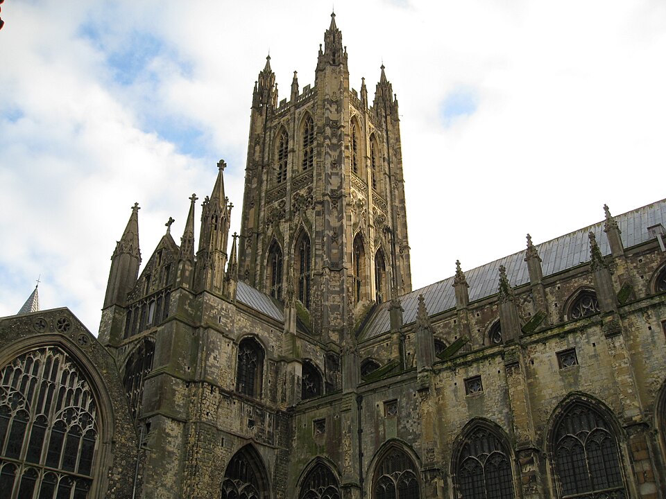 File:Canterbury Cathedral from the cloisters.jpg