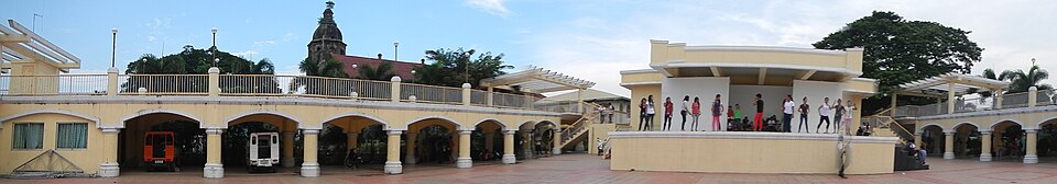 File:CabuyaoTownPlazajf7455 24.JPG