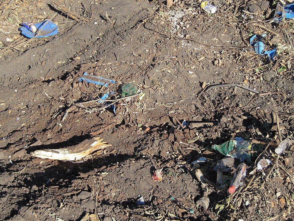 File:Meth lab trash central IA.jpg