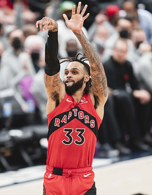 File:WizardsRaptors 114 (51589980770) (cropped).jpg