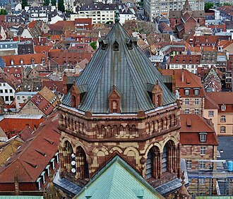 The Klotz-designed crossing dome over the transept
