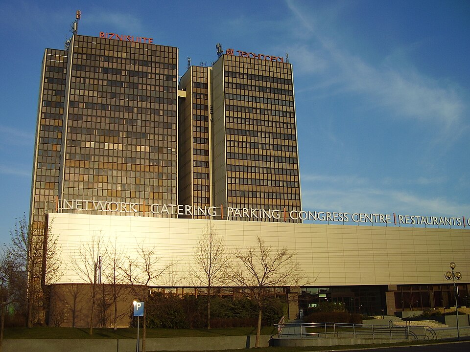 File:Technopol 2008.jpg