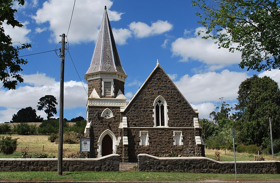 File:LearmonthUnitingChurch.JPG