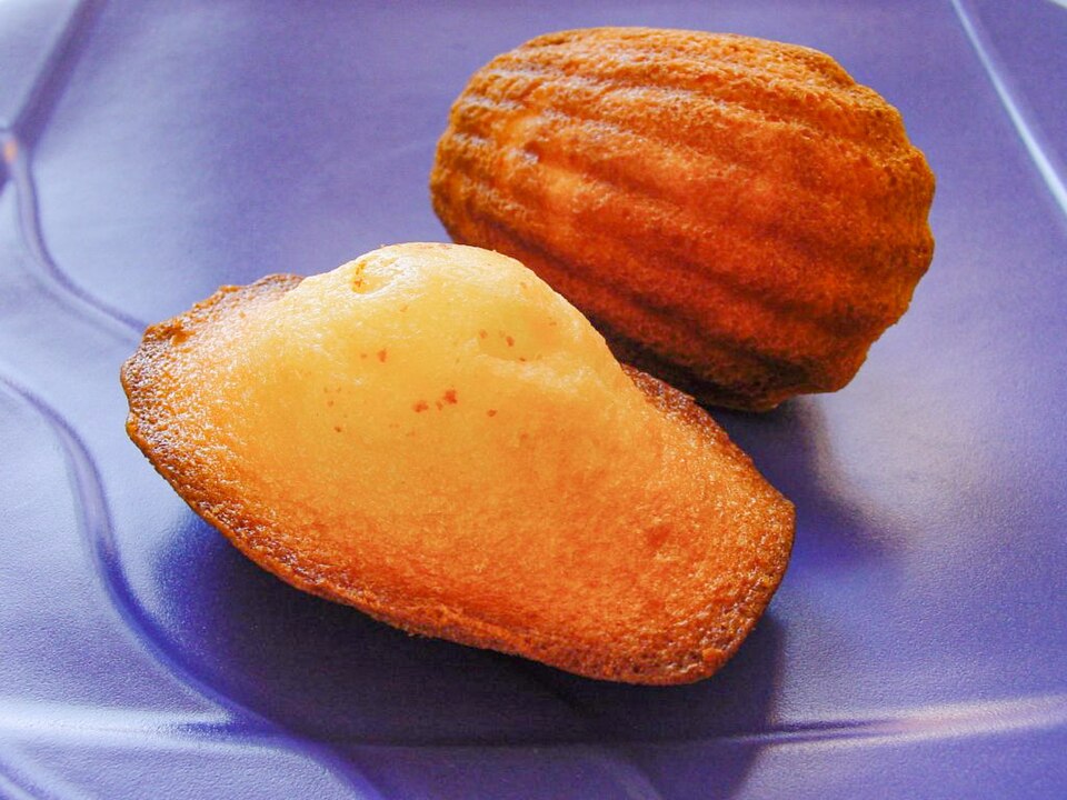 File:Madeleines de Commercy.jpg
