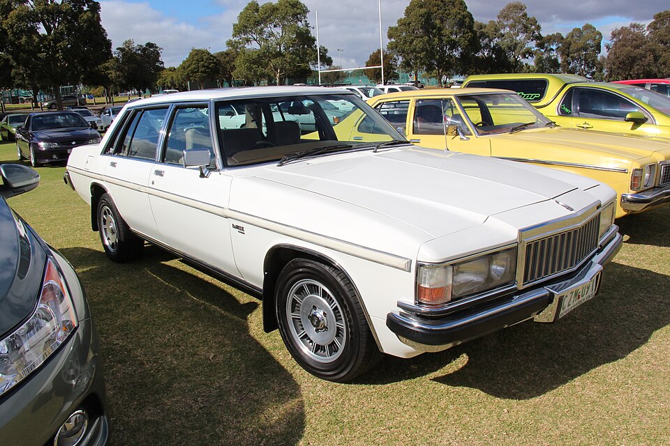 File:1980-85 WB Deville Series II==.JPG