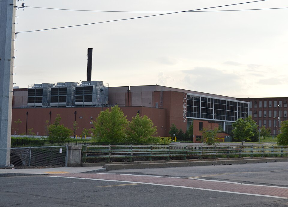 File:MGHPCC Holyoke.JPG